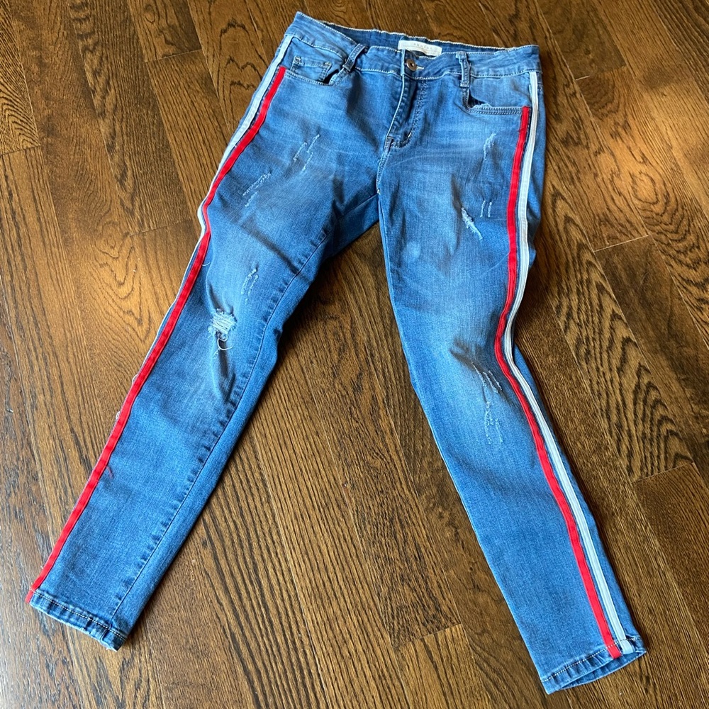 Redial Distressed Skinny Jeans